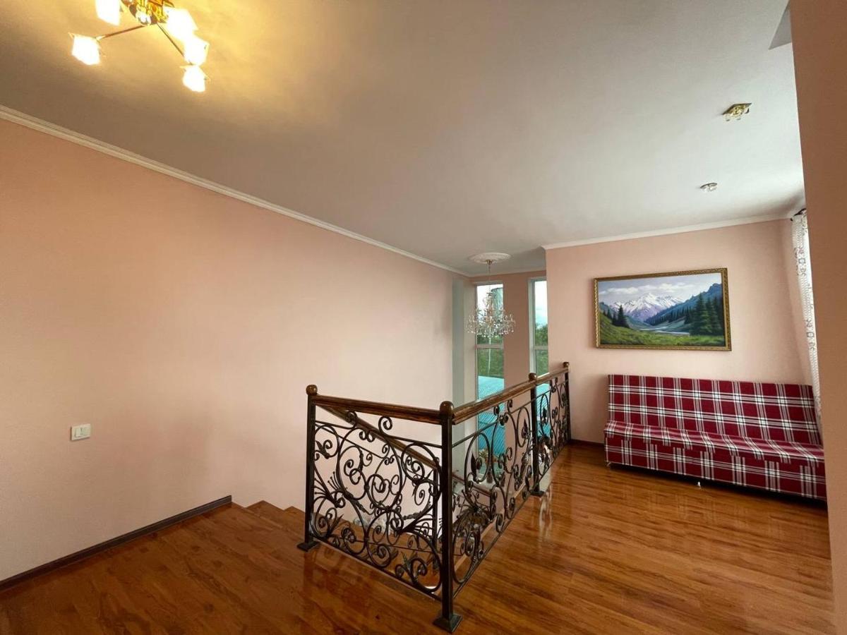 Guest House Ugra Barskoon Exterior photo